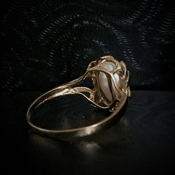 SOLD 14k Free Form Pearl Ring - Picture 4 of 8